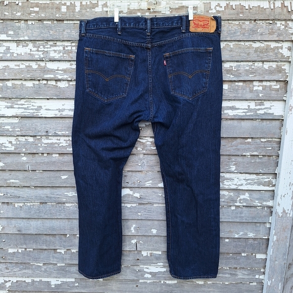 Levi's 501 Buttonfly Blue Straight Jeans Classic Durable Denim Size 42 X 32 - Picture 1 of 7